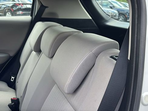 Used 2018 Honda HR-V LX image 29