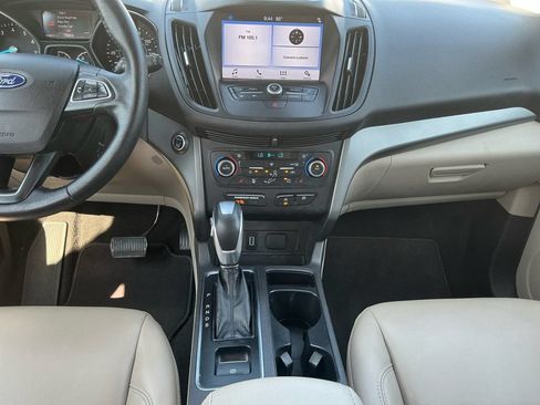 Certified 2019 Ford Escape SEL FWD image 20