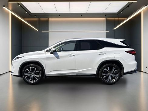 Used 2022 Lexus RX 350L FWD w/ Premium Package image 2