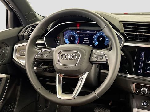 New 2025 Audi Q3 2.0T Premium Plus image 18