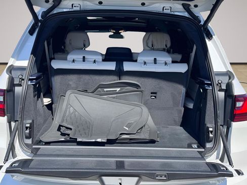 Used 2020 BMW X7 xDrive40i w/ Luxury Seating Package AWD/4WD image 21