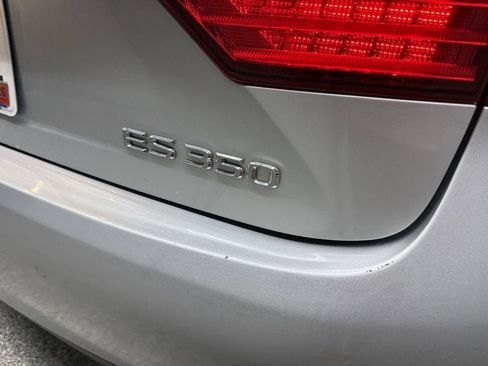Used 2013 Lexus ES 350 w/ Luxury Pkg FWD image 7