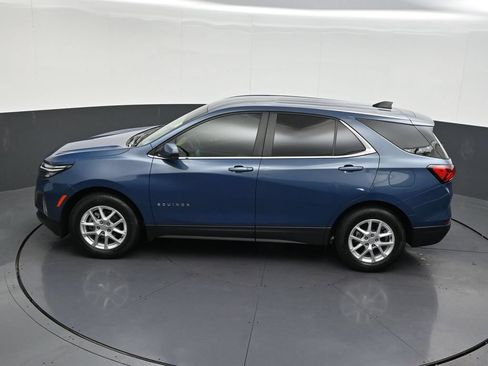 Used 2024 Chevrolet Equinox LT FWD image 16