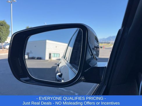 New 2025 Jeep Grand Cherokee L Altitude image 4