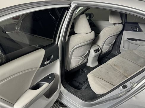 Used 2014 Honda Accord EX image 26