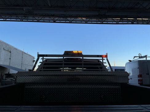 Used 2019 Toyota Tundra SR image 6