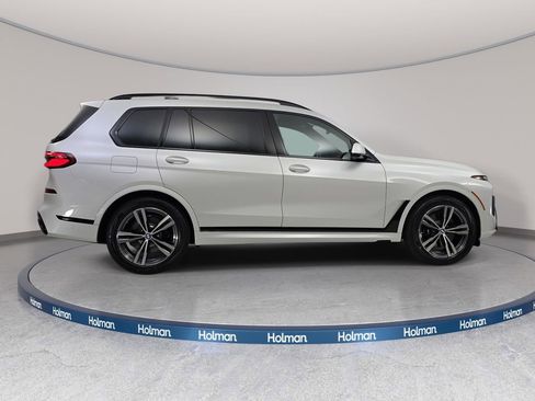 New 2026 BMW X7 xDrive40i w/ M Sport Package image 4