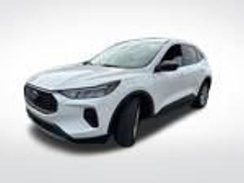 Used 2023 Ford Escape Active image 5