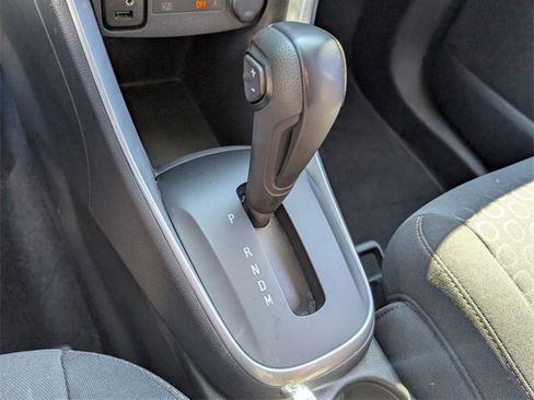 Used 2022 Chevrolet Trax LS w/ Tint and Cruise Package image 23