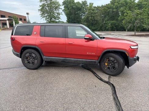 Used 2023 Rivian R1S Launch Edition AWD/4WD image 3