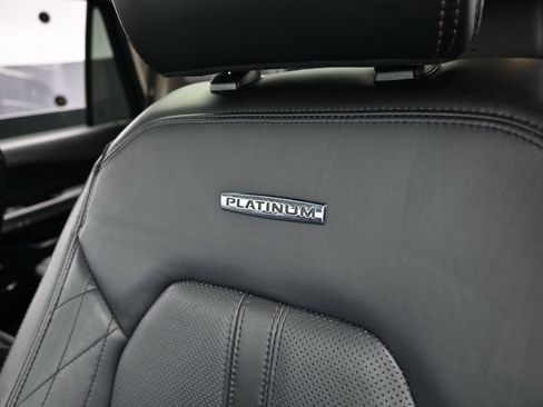 Used 2020 Ford Expedition Platinum AWD/4WD image 17