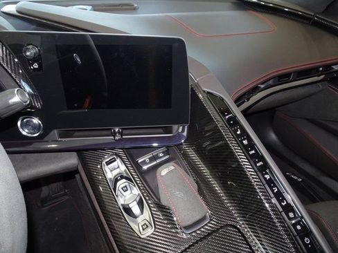 Used 2024 Chevrolet Corvette Z06 w/ Z07 Performance Package image 17