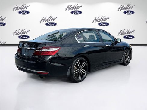 Used 2017 Honda Accord Sport Special Edition image 8