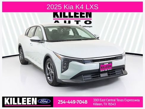 Used 2025 Kia K4 LXS image 1