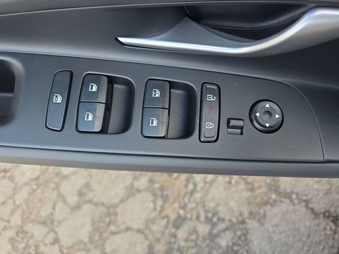 New 2026 Hyundai Elantra Blue image 33