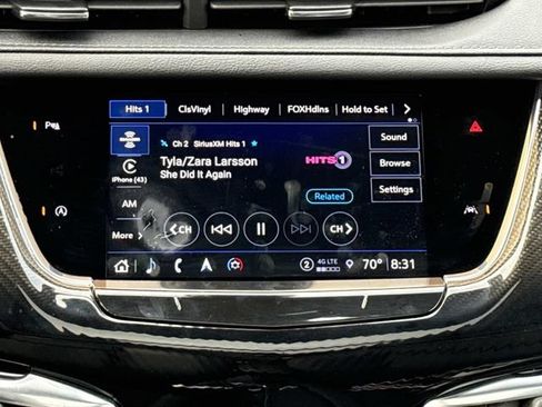 Used 2023 Cadillac XT6 Sport AWD/4WD image 13