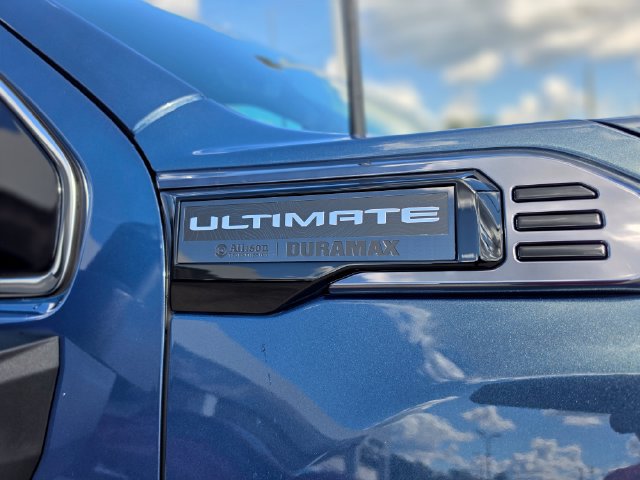 Used 2024 Chevrolet Silverado 2500 LTZ w/ LTZ Plus Package AWD/4WD image 11