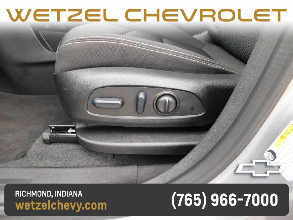 Certified 2024 GMC Terrain SLE w/ Driver Convenience Package AWD/4WD image 13
