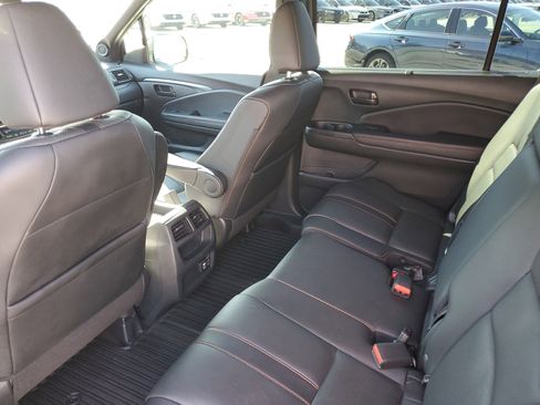 Used 2022 Honda Passport TrailSport image 10