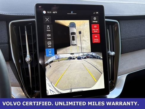 Certified 2025 Volvo XC90 B6 Plus image 25