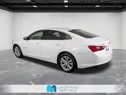 Used 2023 Chevrolet Malibu LT image 3