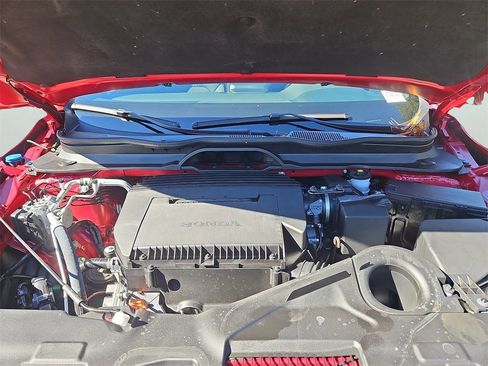 Certified 2025 Honda Pilot Sport image 31