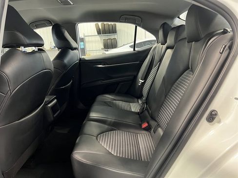Used 2024 Toyota Camry SE image 15