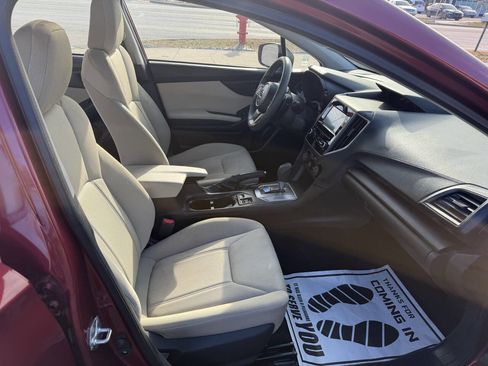 Used 2021 Subaru Impreza 2.0i Premium image 5