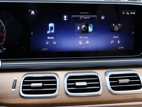 Used 2024 Mercedes-Benz GLE 350 4MATIC image 38