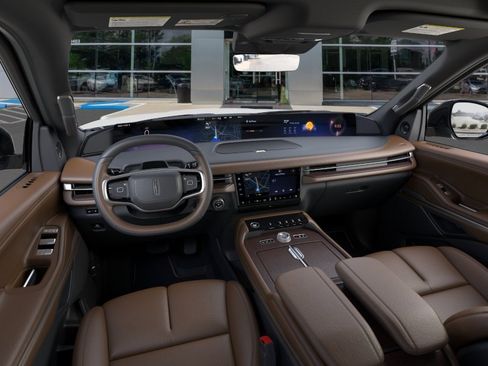 New 2026 Lincoln Navigator L Reserve AWD/4WD image 9