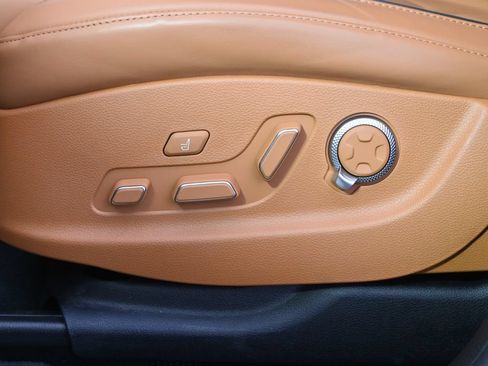 Used 2025 Genesis GV80 3.5T Prestige AWD/4WD image 14
