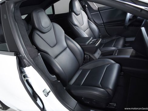 Used 2018 Tesla Model S 100D image 19