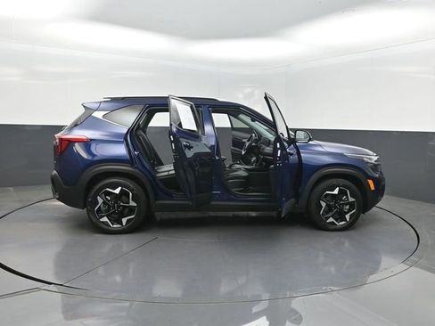 Used 2025 Kia Seltos EX AWD/4WD image 36