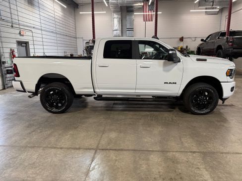 Certified 2024 RAM 2500 Big Horn w/ Night Edition AWD/4WD image 6