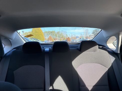 Used 2024 Kia Forte LX image 13