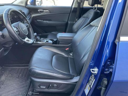Used 2024 Kia Sportage EX image 29