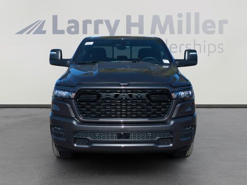 New 2026 RAM 1500 Express image 8
