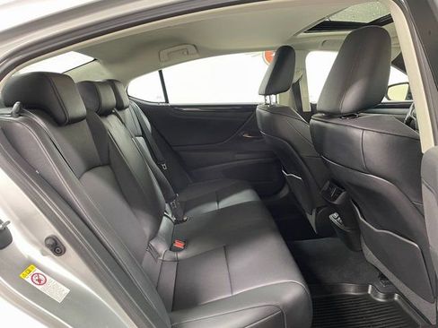 Used 2019 Lexus ES 350 w/ Premium Package image 25