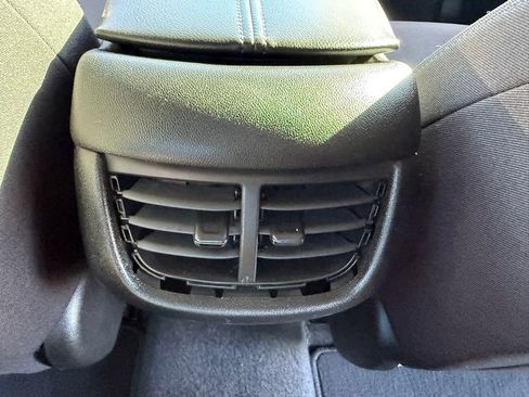 Used 2024 Chevrolet Malibu LT image 18