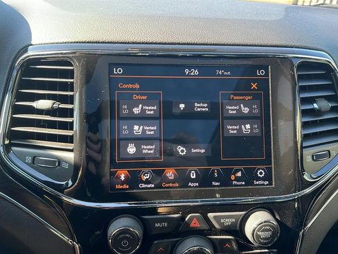 Used 2021 Jeep Grand Cherokee Limited w/ Quick Order Package 28K 80th image 22