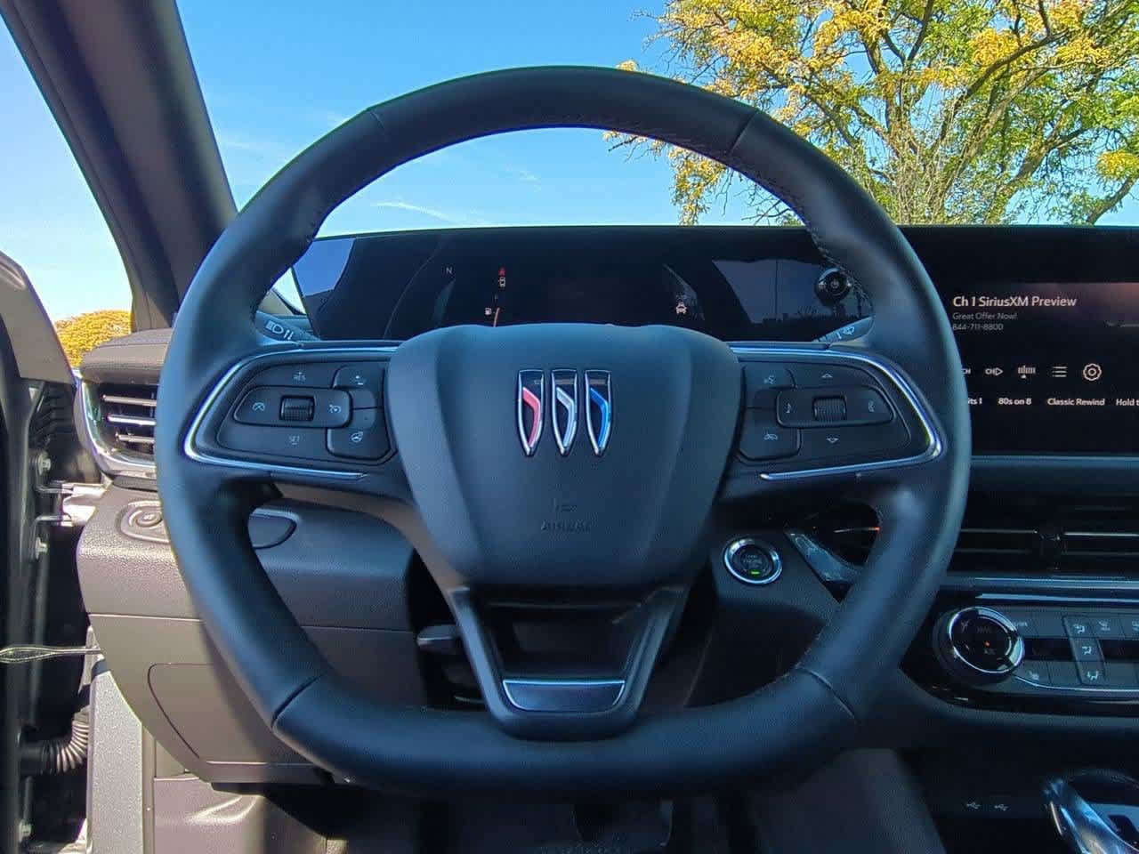 Used 2024 Buick Envista Sport Touring w/ Convenience I Package FWD image 22