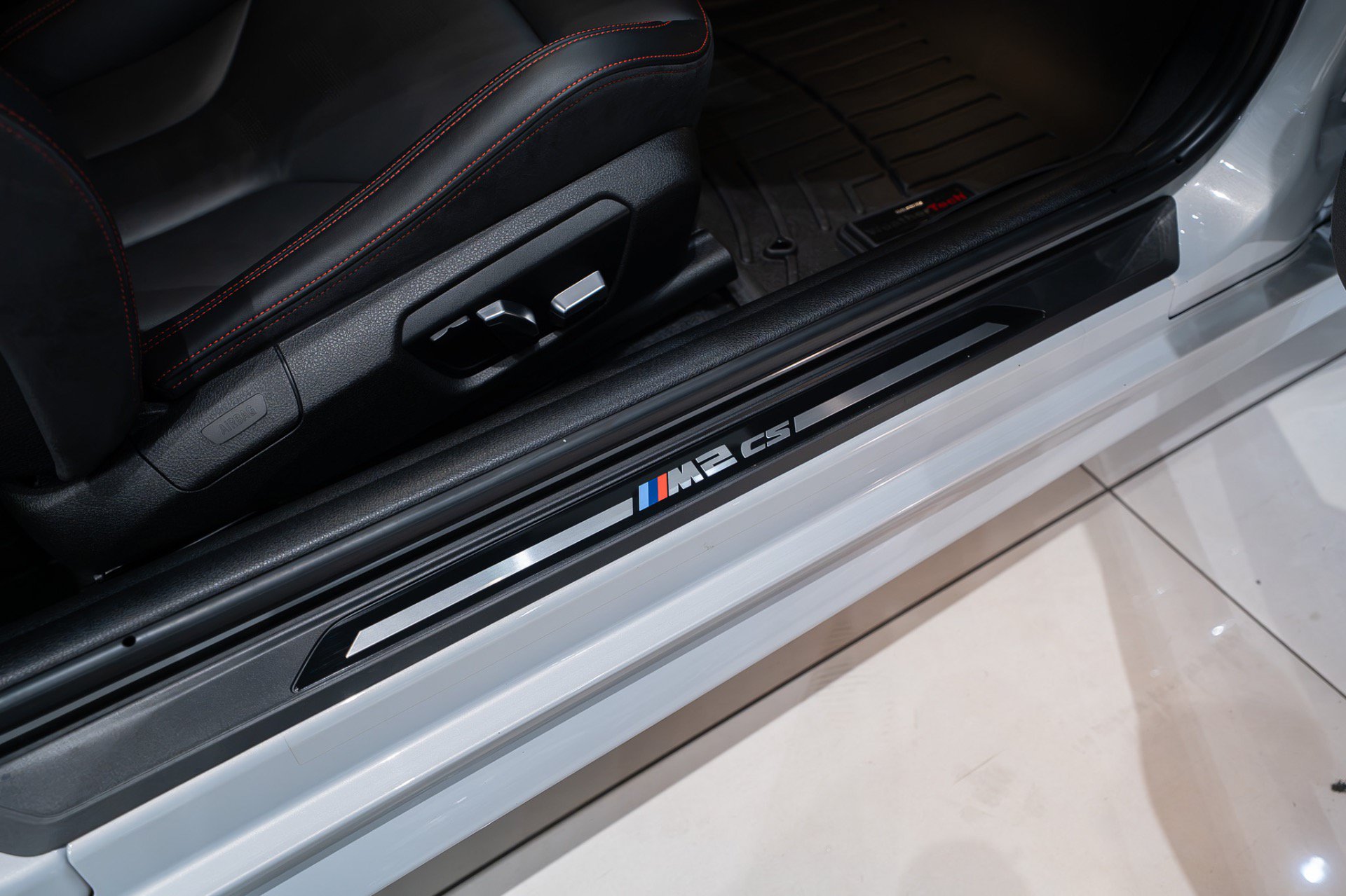 Used 2020 BMW M2 CS RWD image 23