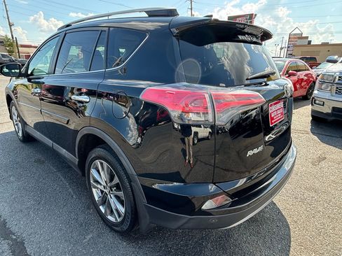 Used 2017 Toyota RAV4 Limited image 16