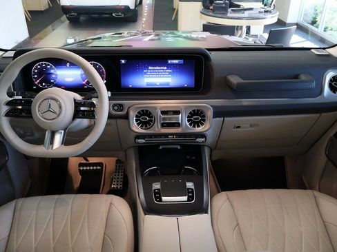 Certified 2025 Mercedes-Benz G 550 image 6