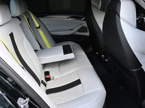 Used 2023 BMW M5 w/ Competition Package image 39