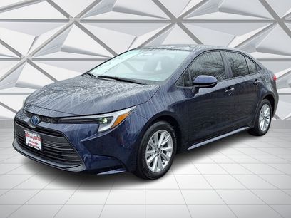 Used 2025 Toyota Corolla LE w/ LE Premium Package
