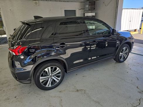 Used 2023 Mitsubishi Outlander Sport ES image 6