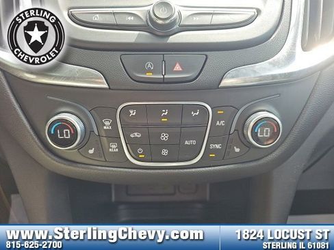 Used 2022 Chevrolet Equinox LT image 14
