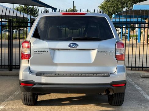 Used 2014 Subaru Forester 2.5i Premium AWD/4WD image 6