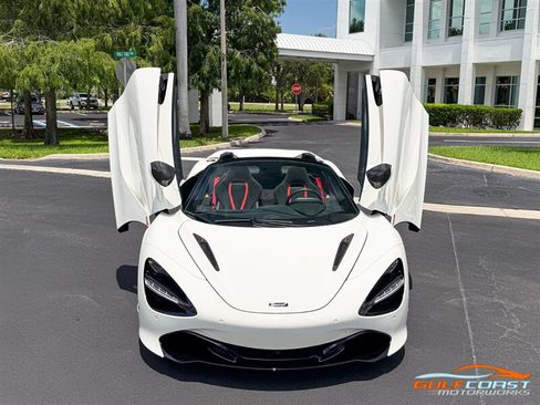 Used 2021 McLaren 720S Performance RWD image 5